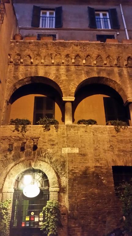 Bed & Breakfast Isolatiberina Rome