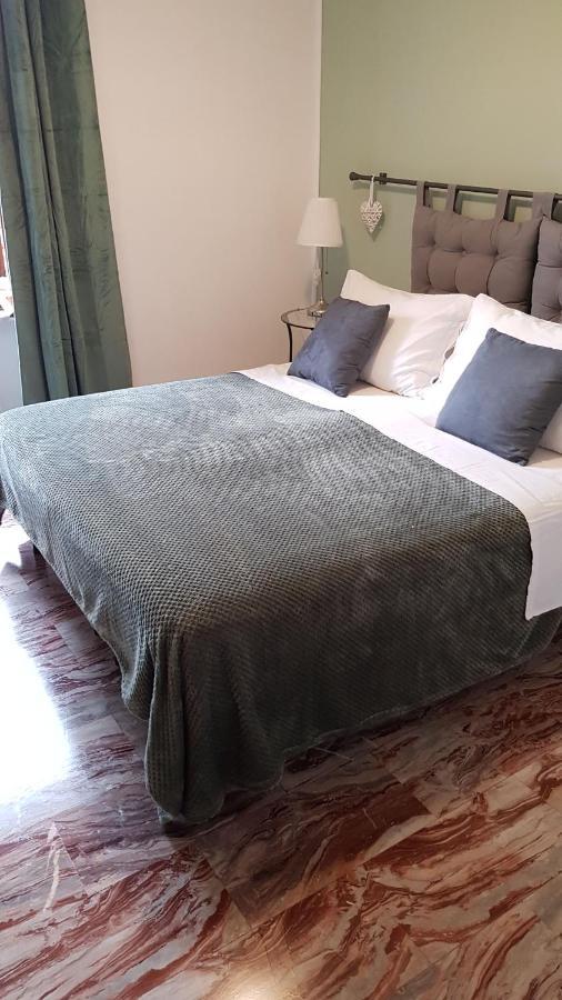 Bed & Breakfast Isolatiberina Rome